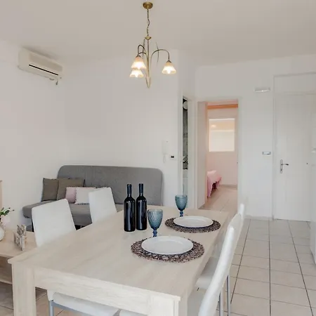 Διαμέρισμα Seaside *